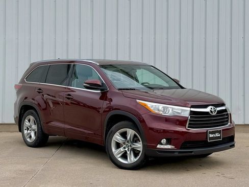 Used 2016 Toyota Highlander Limited AWD/4WD image 8