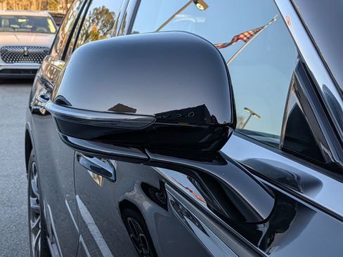 Certified 2025 Lincoln Aviator Reserve image 13