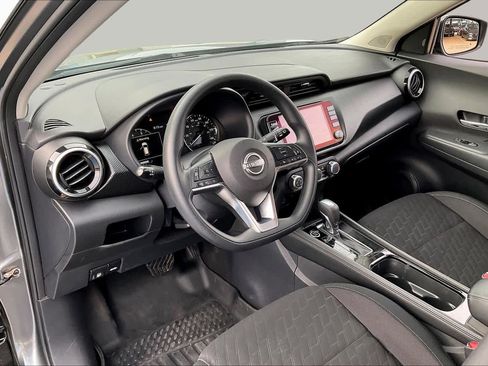 Used 2024 Nissan Kicks SV FWD image 15