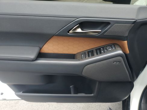 Used 2025 Lexus GX 550 image 20