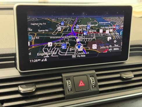 Used 2019 Audi Q5 Prestige w/ Prestige Package AWD/4WD image 16