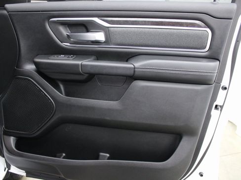 Used 2019 RAM 1500 Big Horn image 24