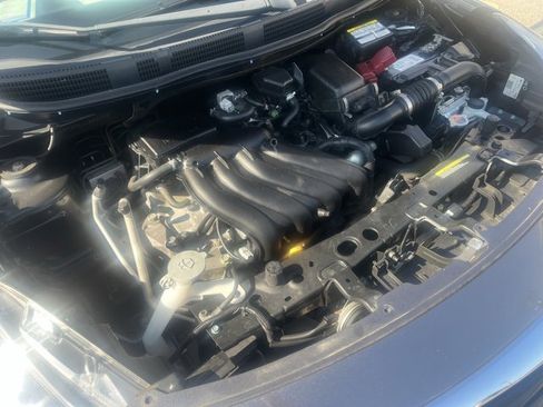 Used 2018 Nissan Versa SV w/ SV Special Edition Package image 9