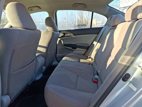 Used 2012 Honda Accord LX image 8