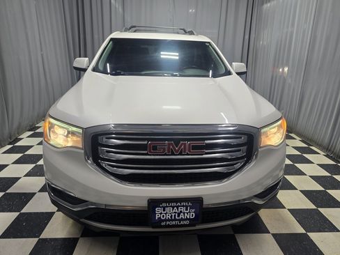 Used 2017 GMC Acadia SLT image 2