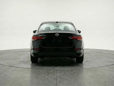 Used 2025 Nissan Sentra SV FWD image 7