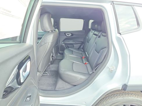 New 2026 Jeep Compass Latitude AWD/4WD image 16