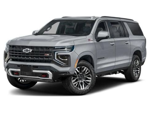 Used 2025 Chevrolet Suburban Z71 AWD/4WD image 2