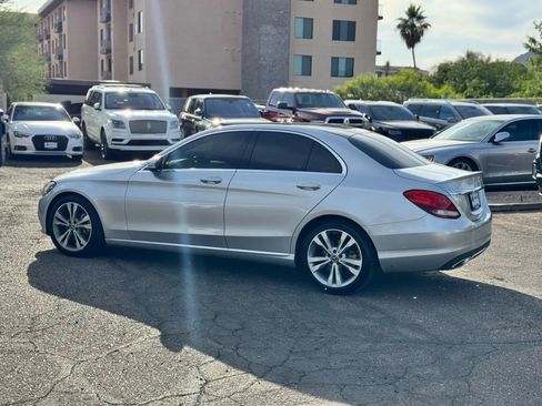 Used 2018 Mercedes-Benz C 300 Sedan image 4