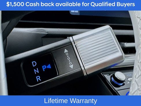 New 2026 Hyundai Santa Fe SE image 17