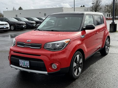 Used 2019 Kia Soul + image 4