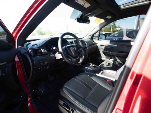 Certified 2023 Honda Passport TrailSport image 8