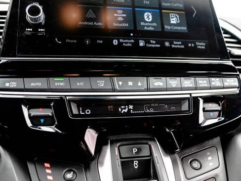 Used 2025 Honda Odyssey EX-L image 30