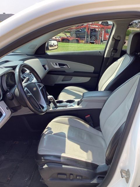 Used 2015 Chevrolet Equinox LTZ AWD/4WD image 9