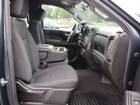 Used 2020 Chevrolet Silverado 1500 Custom Trail Boss w/ Custom Convenience Package AWD/4WD image 16