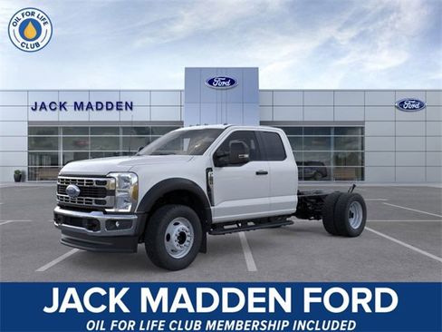 New 2025 Ford F550 4x4 SuperCab Super Duty w/ XL Chrome Package image 1