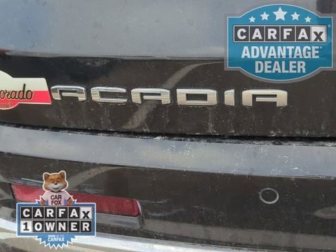 Used 2023 GMC Acadia Denali image 9