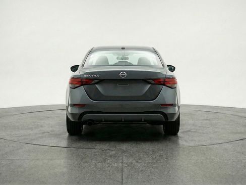 Used 2025 Nissan Sentra SV image 6