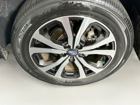 Used 2020 Subaru Forester Limited AWD/4WD image 11