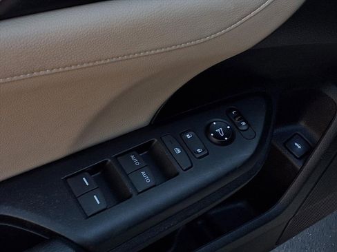 Used 2017 Honda Civic Touring image 17