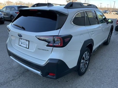 Certified 2023 Subaru Outback Limited image 7