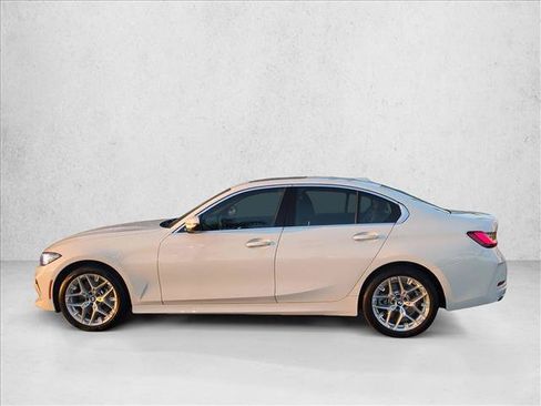 Used 2025 BMW 330i Sedan RWD image 9
