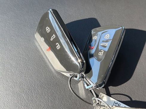 New 2026 Volkswagen Atlas SE image 26