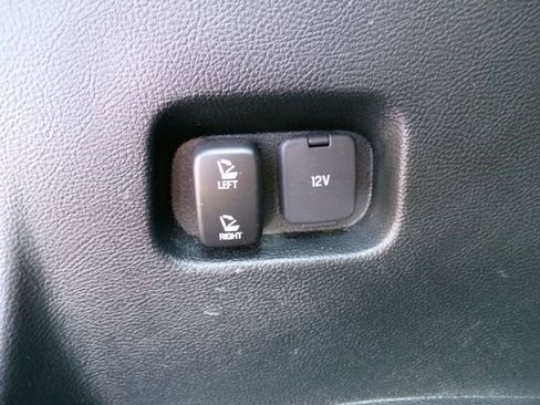 Used 2022 Ford Edge Titanium w/ Class II Trailer Tow Package image 8