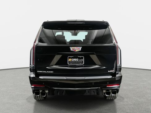 Used 2026 Cadillac Escalade V w/ LPO, Floor Liner Package image 10