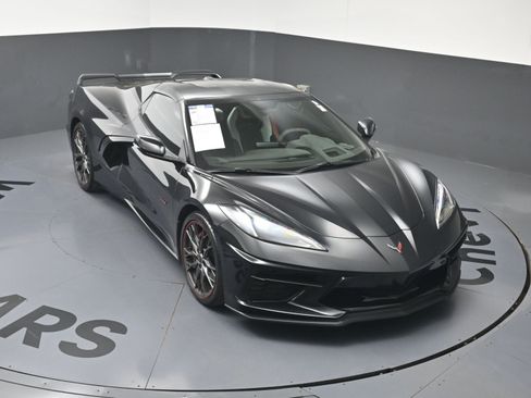 Used 2023 Chevrolet Corvette Stingray Premium Conv w/ Z51 Performance Package image 27