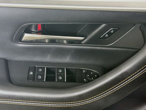 Used 2024 MAZDA CX-90 Plug-In Hybrid w/ Preferred AWD/4WD image 15