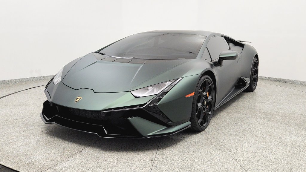 Used 2023 Lamborghini Huracan Tecnica RWD image 9