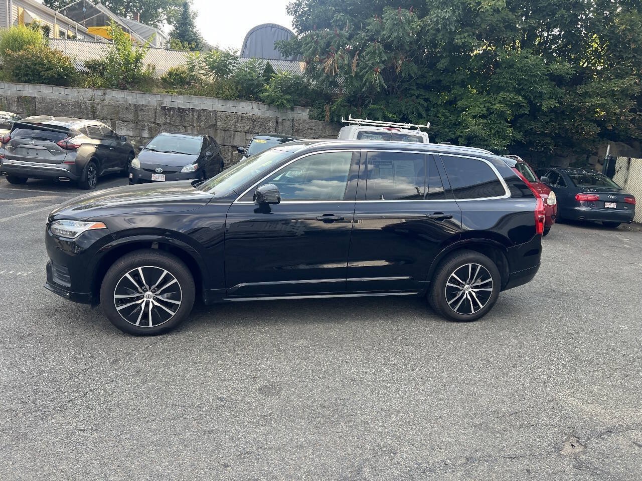 Used 2020 Volvo XC90 T6 Momentum AWD/4WD image 10