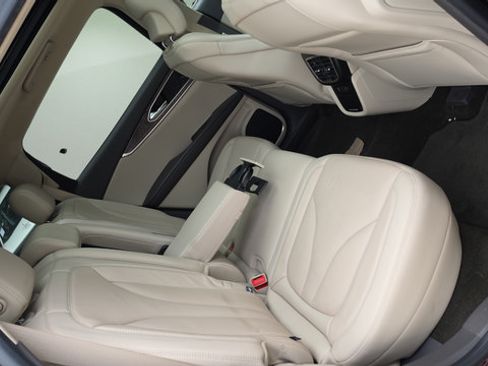 Used 2019 Lincoln Nautilus Reserve w/ Drivers Assistance Package AWD/4WD image 14