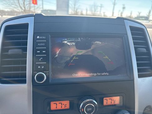 Used 2020 Nissan Frontier SV w/ Midnight Edition Floor Mats image 15