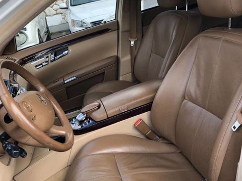 Used 2007 Mercedes-Benz S 550 4MATIC image 8