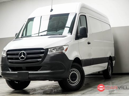 Used 2022 Mercedes-Benz Sprinter 2500 image 1