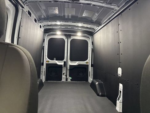 New 2026 Ford Transit 250 148 Medium Roof Extended AWD w/ Load Area Protection Package image 37