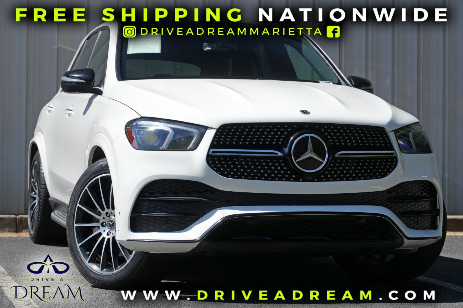 Used 2022 Mercedes-Benz GLE 450 4MATIC w/ AMG Line Exterior image 2