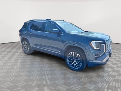 New 2026 GMC Terrain Denali AWD/4WD image 2
