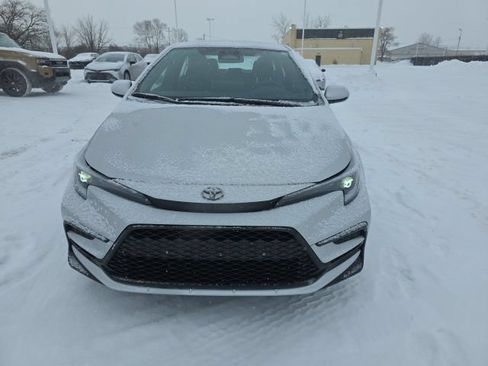 Used 2026 Toyota Corolla XSE FWD image 2