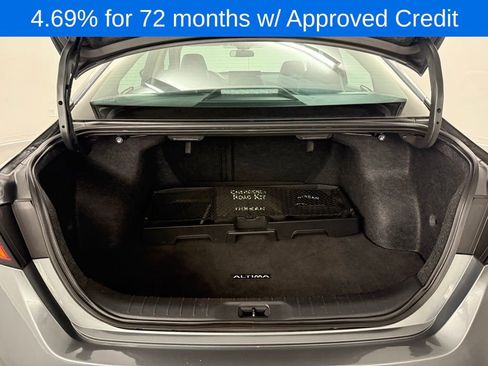 Used 2025 Nissan Altima 2.5 SR w/ SR Premium Package image 33