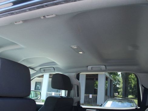 Used 2018 GMC Sierra 1500 SLE w/ SLE Value Package AWD/4WD image 23