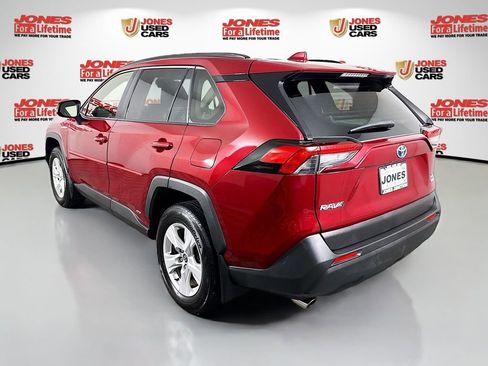 Certified 2021 Toyota RAV4 XLE w/ Convenience Package image 2