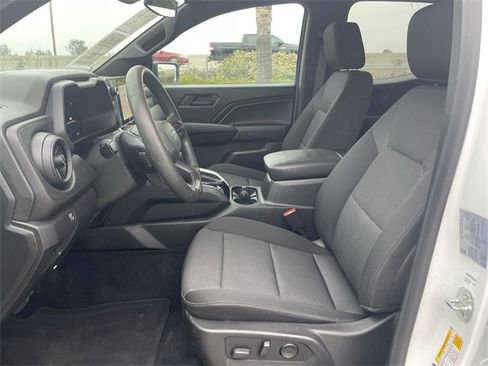 Used 2024 Chevrolet Colorado Trail Boss w/ Technology Package image 19