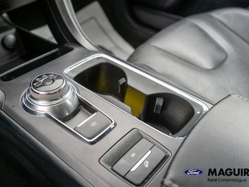 Used 2020 Ford Fusion Energi Titanium FWD image 32