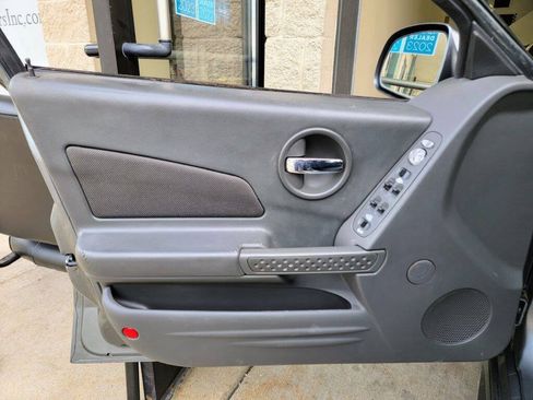Used 2005 Pontiac Grand Prix GTP w/ Premium Audio Package FWD image 11