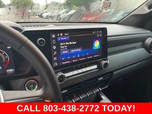 Used 2025 Chevrolet Colorado W/T w/ WT Custom Package RWD image 19