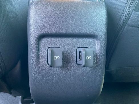 Used 2023 Nissan Kicks SV FWD image 24