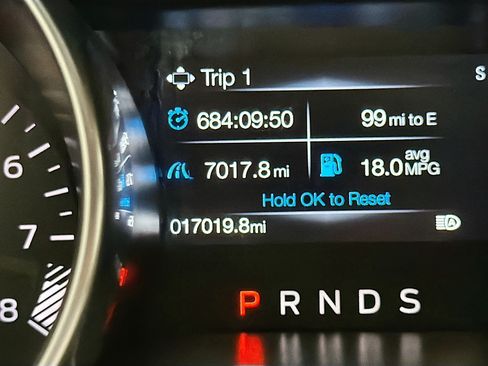 Used 2022 Ford Mustang GT w/ Black Accent Package RWD image 8